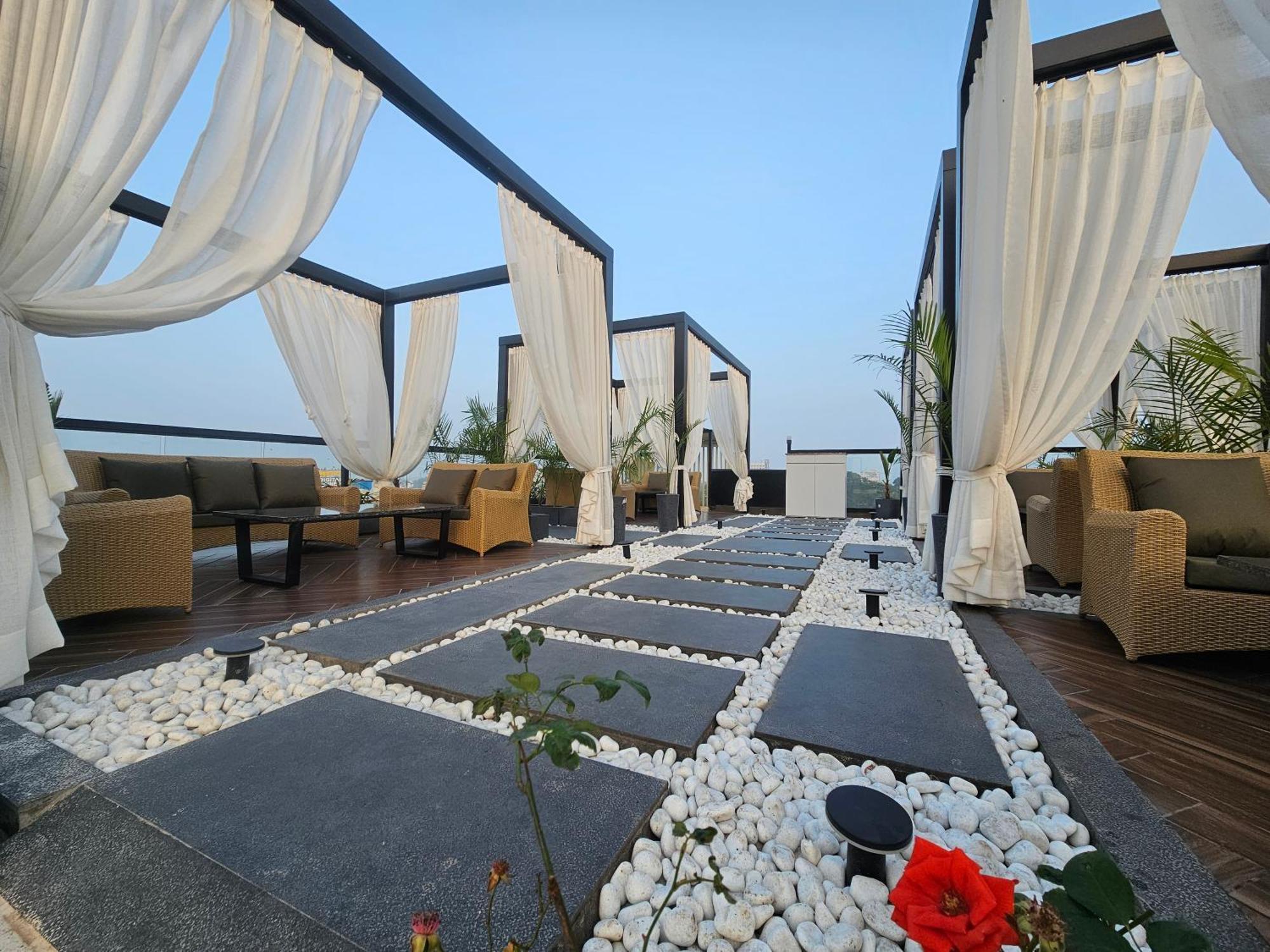 Hotel Alwar Royals Exterior photo