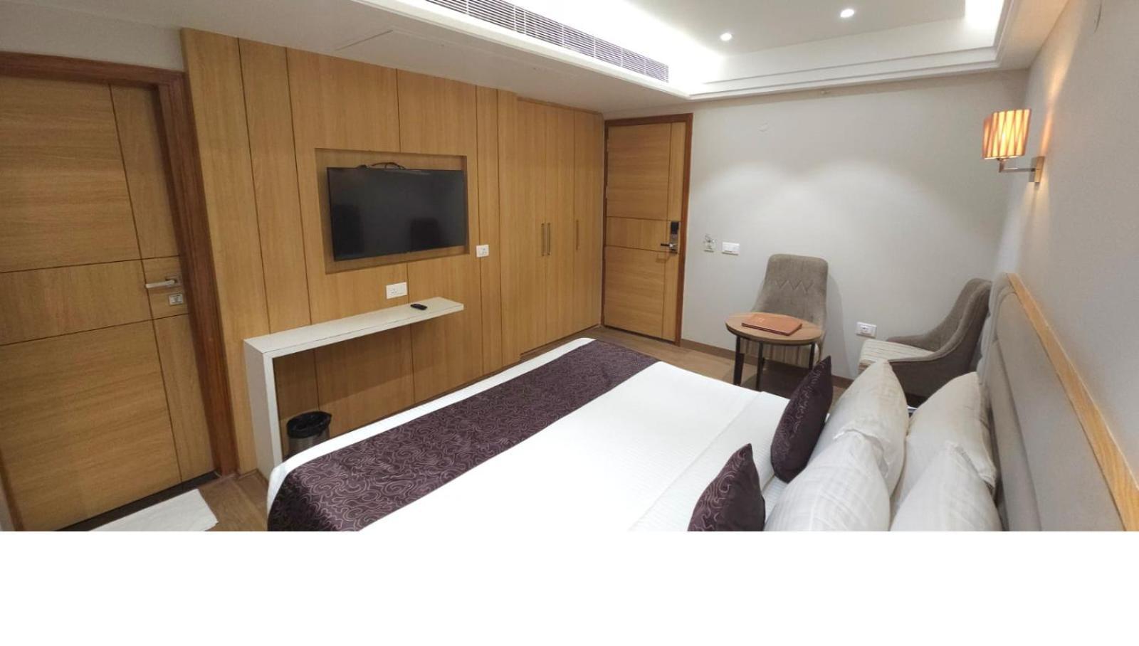 Hotel Alwar Royals Exterior photo